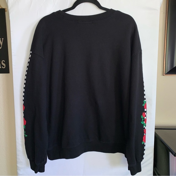 Black Long Sleeve Graphic Sweatshirt - Picture 4 of 11